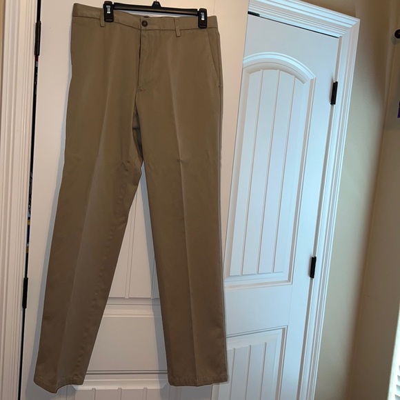 Dockers Other - Dockers khakis (like new)